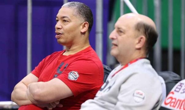 卢指导新赛季获强援助拳，范甘迪将为他献计献策